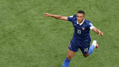 Prancis Menang Besar, Mbappe Saingi Messi di Daftar Pencetak Gol Terbanyak Piala Dunia