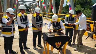 Pemkab Paser Resmikan Jembatan Sei Kasungai