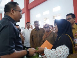 Puluhan Pelaku UMKM Perempuan di Tenggarong Terima Bantuan Usaha