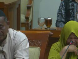 Tangis Pengecer Pertalite di DPR Pecah, Minta Suami Tersangka Dugaan Penimbunan BBM Tak Disidang