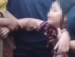 Tangis Seorang Anak Perempuan Pecah Melihat Jenazah Ayah yang Tewas Dihakimi Massa Usai Diduga Curi Ayam