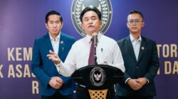 Tak Terkait Isu Politik, Yusril Tegaskan Deportasi Warga Palestina Murni Penegakan Hukum