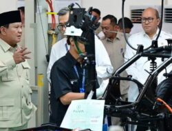 Luncurkan Motor Listrik Nasional, Prabowo Janji Turunkan Bunga Cicilan dan Hapus DP