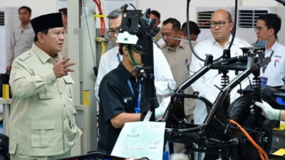 Luncurkan Motor Listrik Nasional, Prabowo Janji Turunkan Bunga Cicilan