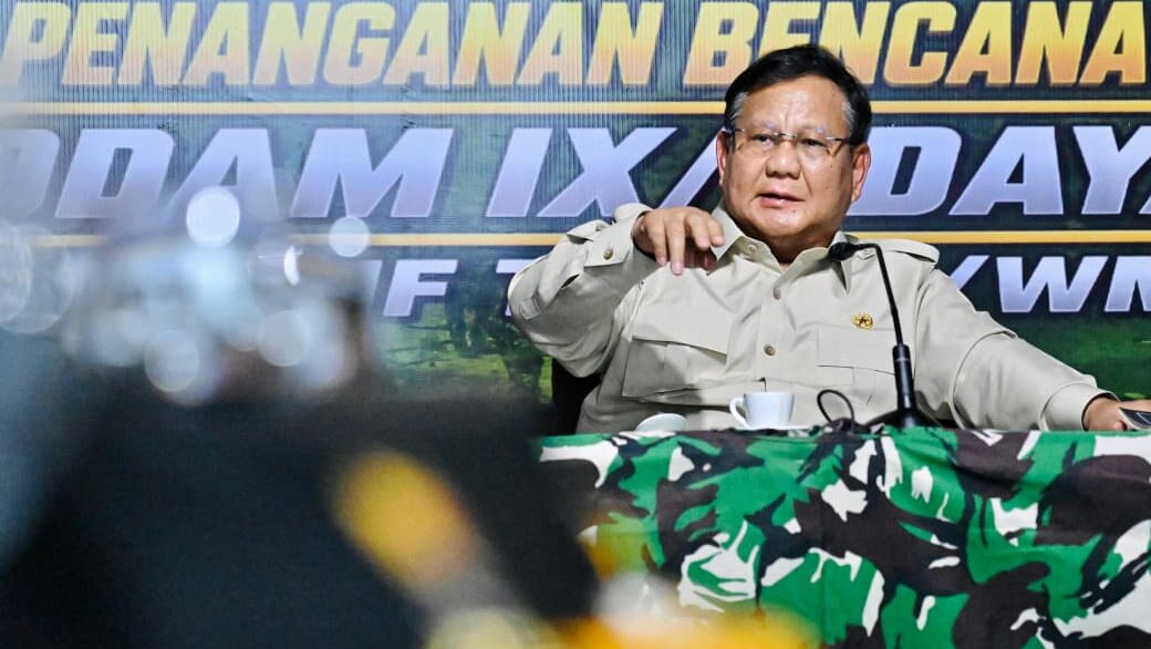 Prabowo Baru Tinjau Korban Gempa NTT Setelah Lewat Satu Pekan Lebih