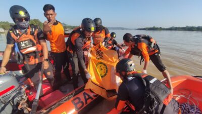Dua Hari Dicari, Nelayan Tenggelam di Sungai Mahakam Ditemukan Meninggal