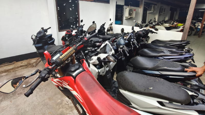 Belasan Sepeda Motor Disita dari Balap Liar Jalur Poros Tenggarong-Samarinda