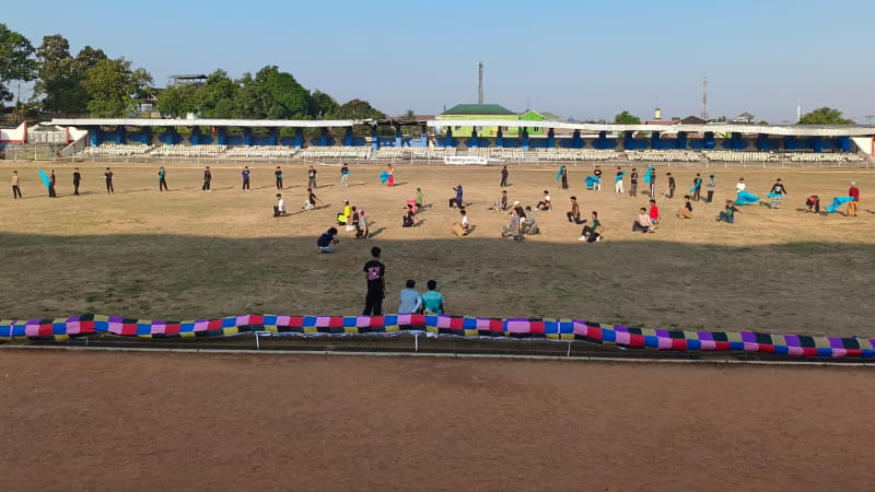 Terik Matahari Tak Surutkan Semangat Penari Jelang Pembukaan Erau 2026