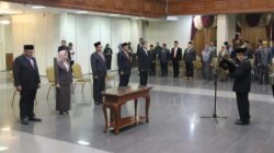 Bupati Kutim Lantik Lima Pejabat Eselon II Pemkab, Siapa Saja?