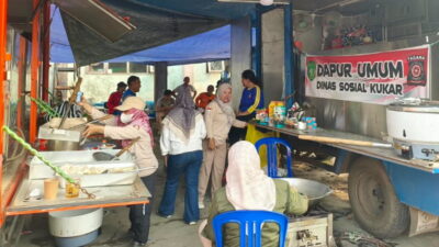 Dapur Umum Pemkab Kukar Siapkan 300 Porsi untuk Korban Kebakaran Melayu