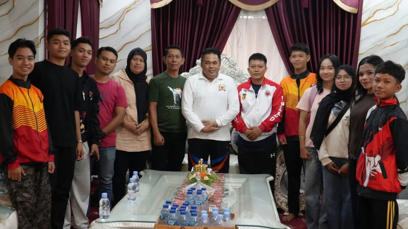 Ketua DPRD Kukar Lepas 16 Atlet Inkado ke Kejurnas Karate di Jawa Timur
