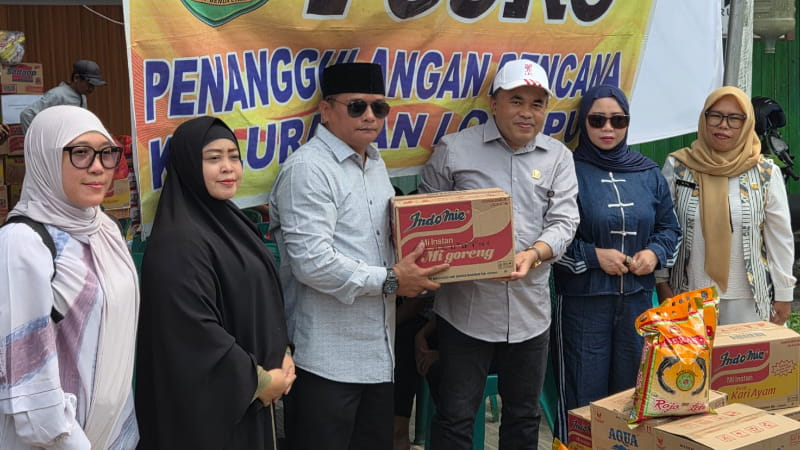 Dorong Evaluasi Penanganan, DPRD Kukar Salurkan Bantuan Korban Kebakaran Loa Ipuh