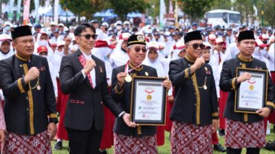 Cetak Rekor MURI, 61 Ribu Orang Deklarasi Anti Narkoba di HUT Ke-27 Kutim